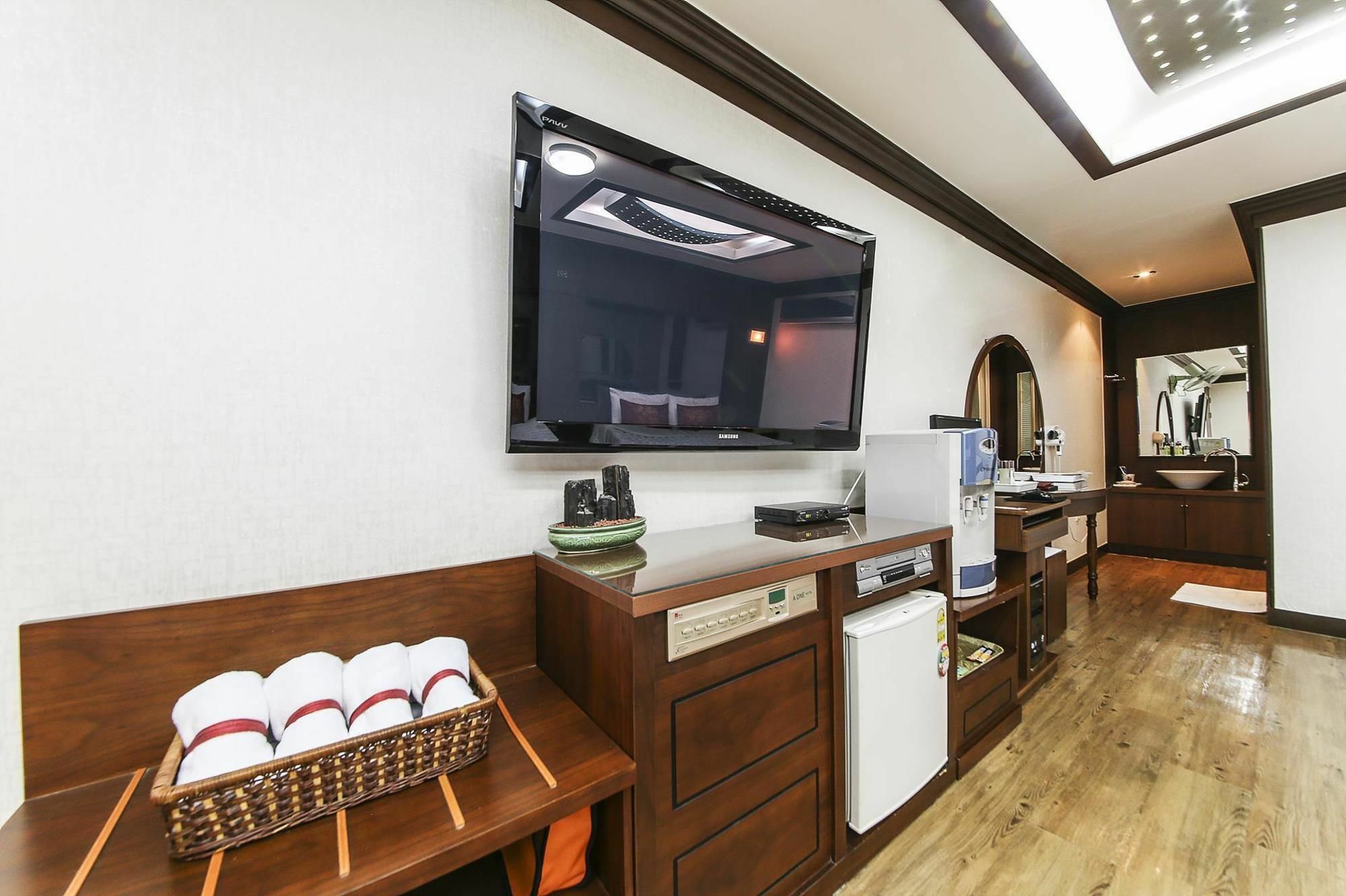 בוסאן Haeundae Aone Hotel מראה חיצוני תמונה